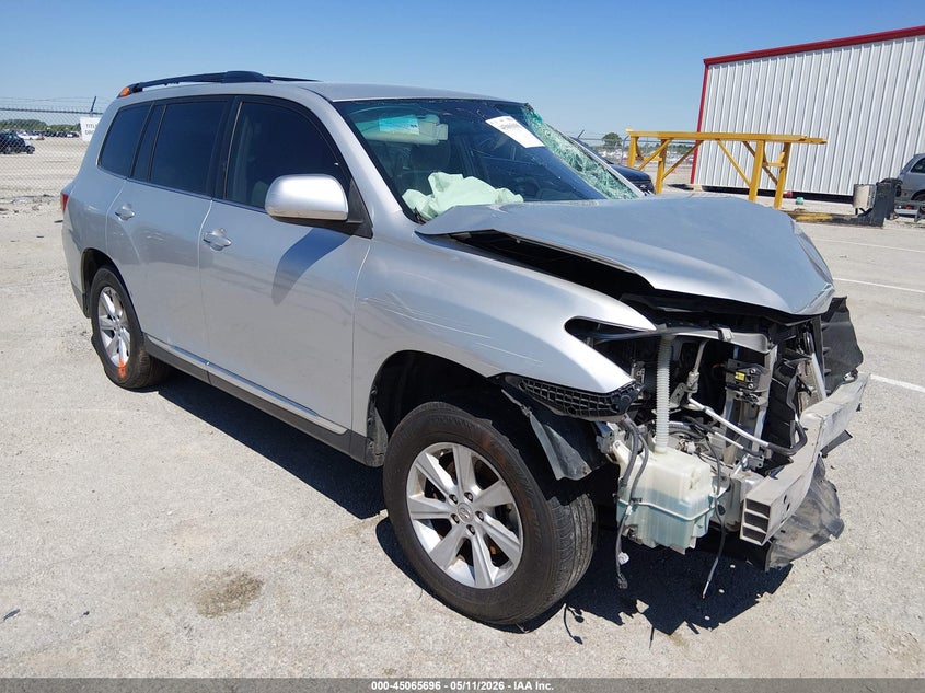 2013 Toyota Highlander VIN 5TDZK3EH9DS098627 IAAI salvage auction — FRONT END, Salvage (Illinois), sold $1,450 on 2026-07-21 (photo 1)