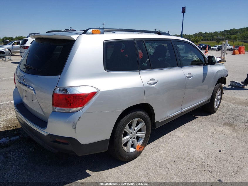 2013 Toyota Highlander VIN 5TDZK3EH9DS098627 IAAI salvage auction — FRONT END, Salvage (Illinois), sold $1,450 on 2026-07-21 (photo 4)