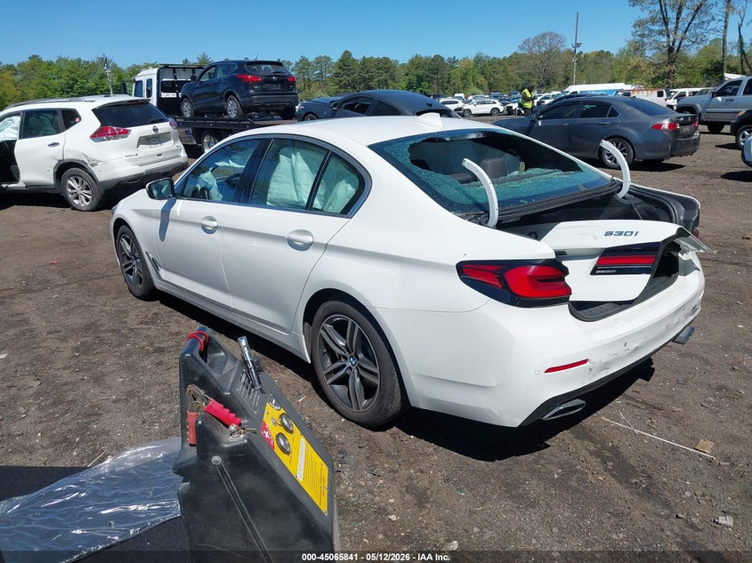 2023 BMW 5er VIN WBA13BJ00PWY23909 IAAI salvage auction — REAR END, Mv-907A (New York), sold $7,100 on 2026-07-28 (photo 3)
