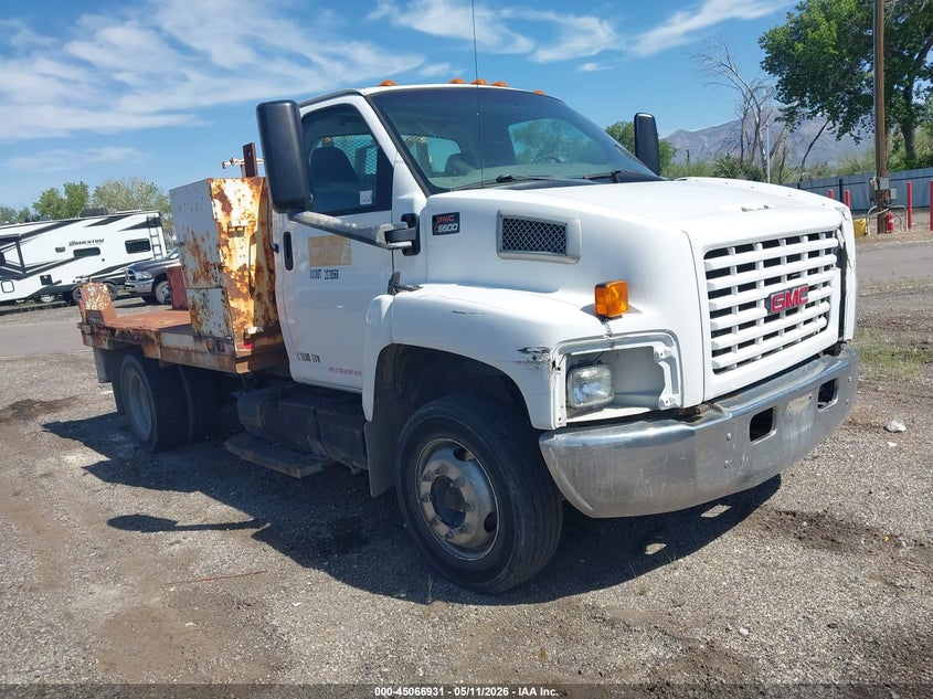 2004 Gmc C6500 VIN 1GDJ6C1C14F513169 — IAAI salvage auction photo