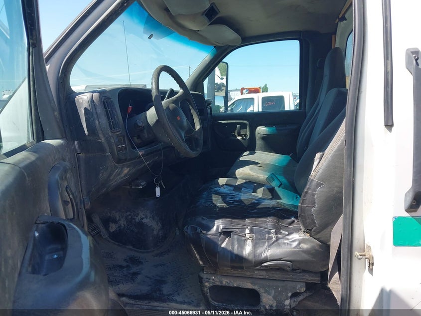 2004 Gmc C6500 VIN 1GDJ6C1C14F513169 IAAI salvage auction — FRONT END, Clear (Utah), sold $2,500 on 2026-07-09 (photo 6)