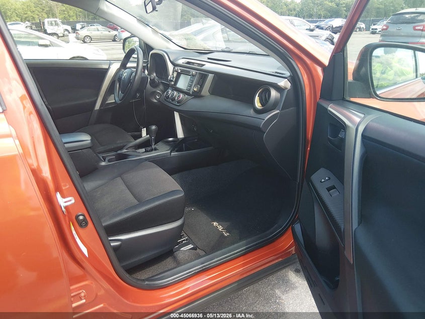 2015 Toyota Rav 4 VIN JTMZFREV2FJ034684 IAAI salvage auction — FRONT END, Repossession Paperwork (South Carolina), sold $3,825 on 2026-07-15 (photo 5)
