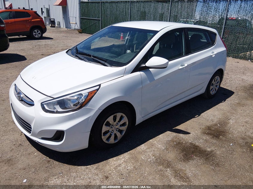 2017 Hyundai Accent VIN KMHCT5AE9HU307601 IAAI salvage auction — RIGHT SIDE, Salvage (Kansas), sold $475 on 2026-07-24 (photo 2)