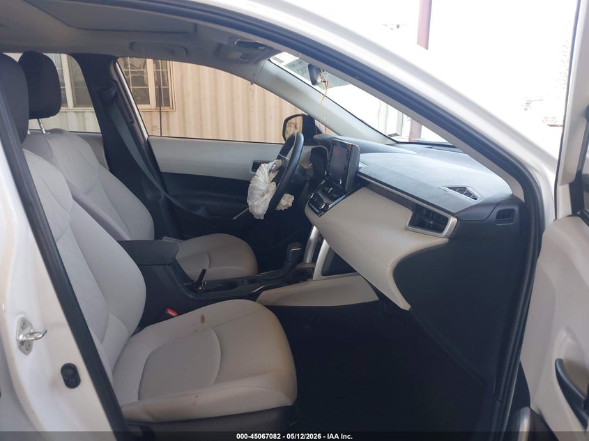 2022 Toyota Corolla cross VIN 7MUBAAAG3NV013861 IAAI salvage auction — FRONT END, Salvage (California), sold $7,800 on 2026-07-21 (photo 5)