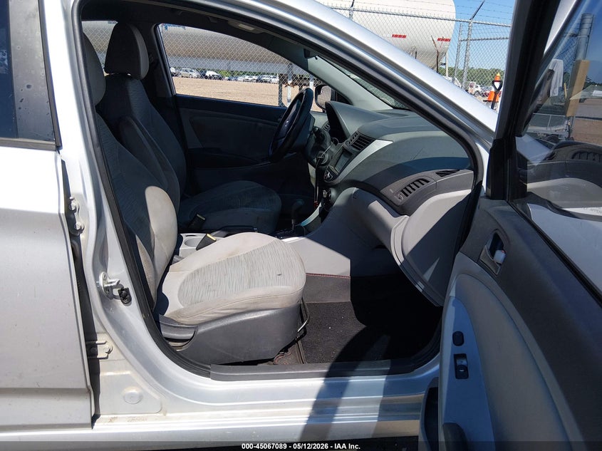 2015 Hyundai Accent VIN KMHCT4AE1FU838749 IAAI salvage auction — FRONT & REAR, Clear (Mississippi), sold $1,500 on 2026-07-22 (photo 5)