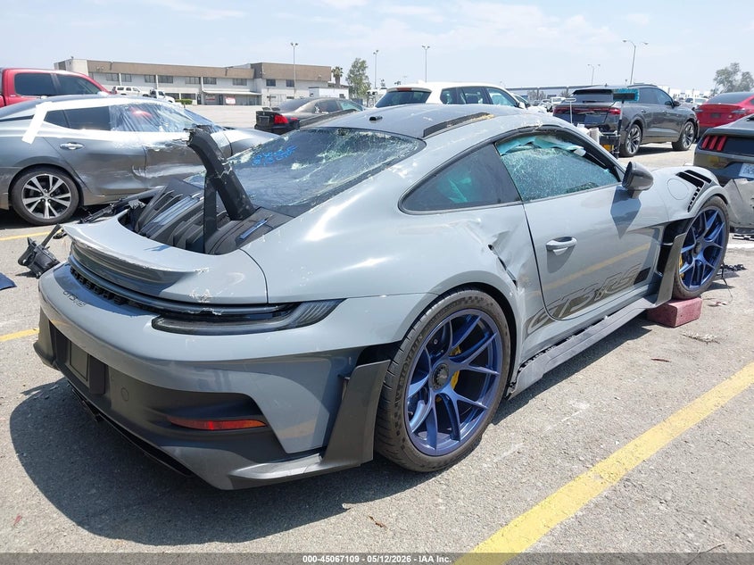 2025 Porsche 911 VIN WP0AF2A98SS279703 IAAI salvage auction — ROLLOVER, Salvage (California), sold $61,500 on 2026-07-21 (photo 4)