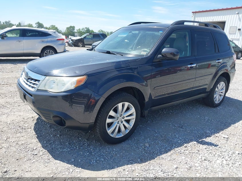 2011 Subaru Forester VIN JF2SHBCC5BH746372 IAAI salvage auction — HAIL, Clear (Missouri), sold $325 on 2026-07-20 (photo 2)