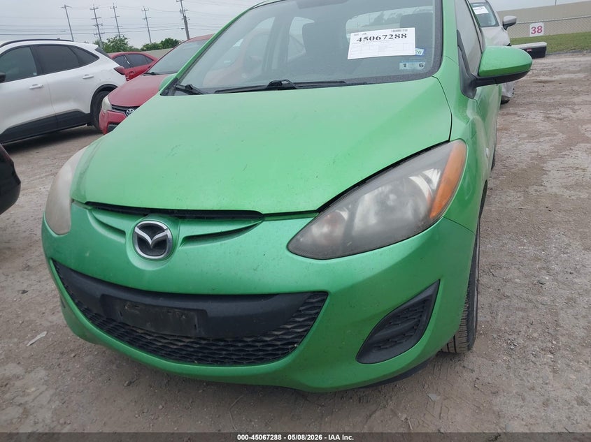 2013 Mazda 2 VIN JM1DE1KY0D0154418 IAAI salvage auction — FRONT & REAR, Original (Texas), sold $375 on 2026-07-29 (photo 6)