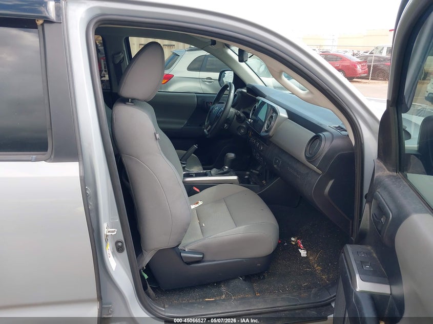 2019 Toyota Tacoma VIN 3TMCZ5AN7KM237921 IAAI salvage auction — REAR END, Salvage Title, sold $9,800 on 2026-08-07 (photo 5)
