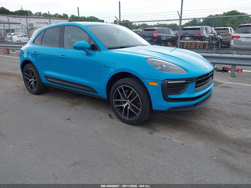 2022 Porsche Macan VIN WP1AA2A54NLB06334 — IAAI salvage auction photo
