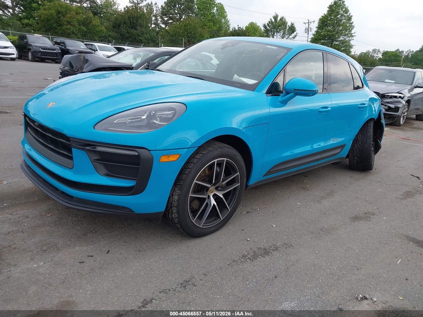 2022 Porsche Macan VIN WP1AA2A54NLB06334 IAAI salvage auction — REAR END, Salvage Title, sold $23,800 on 2026-08-31 (photo 2)