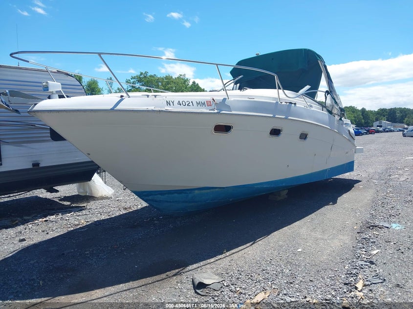 2005 Four winns 298 vista VIN 00000GFNCD026J405 IAAI salvage auction — SIDE, Bill Of Sale (New York), sold $100 on 2026-07-14 (photo 2)