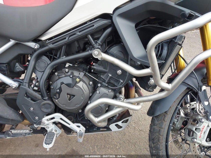 2023 Triumph motorcycle Tiger VIN SMTE67DF6PTBH0528 IAAI salvage auction — SIDE, Salvage (Oregon), sold $4,850 on 2026-07-22 (photo 8)