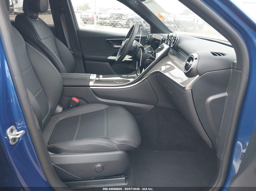 2025 Mercedes-benz Glc VIN W1NKM4GB7SF405874 IAAI salvage auction — FRONT END, Original (Texas), sold $19,000 on 2026-07-21 (photo 5)