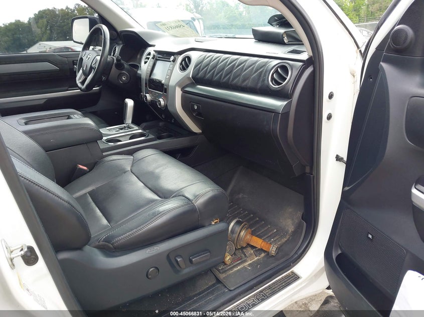 2015 Toyota Tundra VIN 5TFAW5F18FX441715 IAAI salvage auction — REPOSSESSION, Clear (North Carolina), sold $5,100 on 2026-07-31 (photo 5)