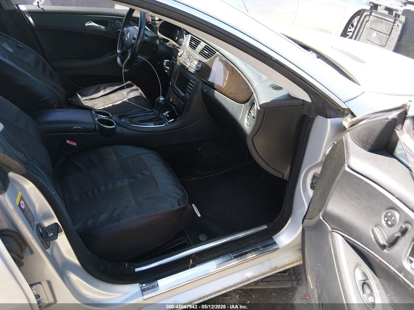 2008 Mercedes-benz Cls-class VIN WDDDJ72X08A118613 IAAI salvage auction — NORMAL WEAR, Clear-Dealer Only (Montana), sold $675 on 2026-07-13 (photo 5)