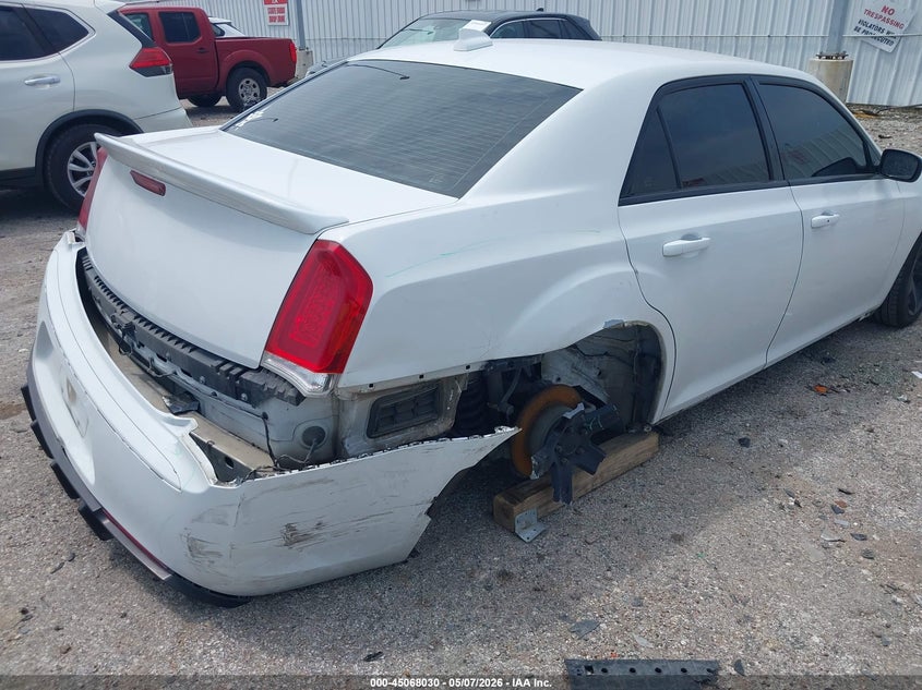 2019 Chrysler 300 VIN 2C3CCABG7KH659104 IAAI salvage auction — RIGHT REAR, Original (Texas), sold $2,750 on 2026-07-18 (photo 6)