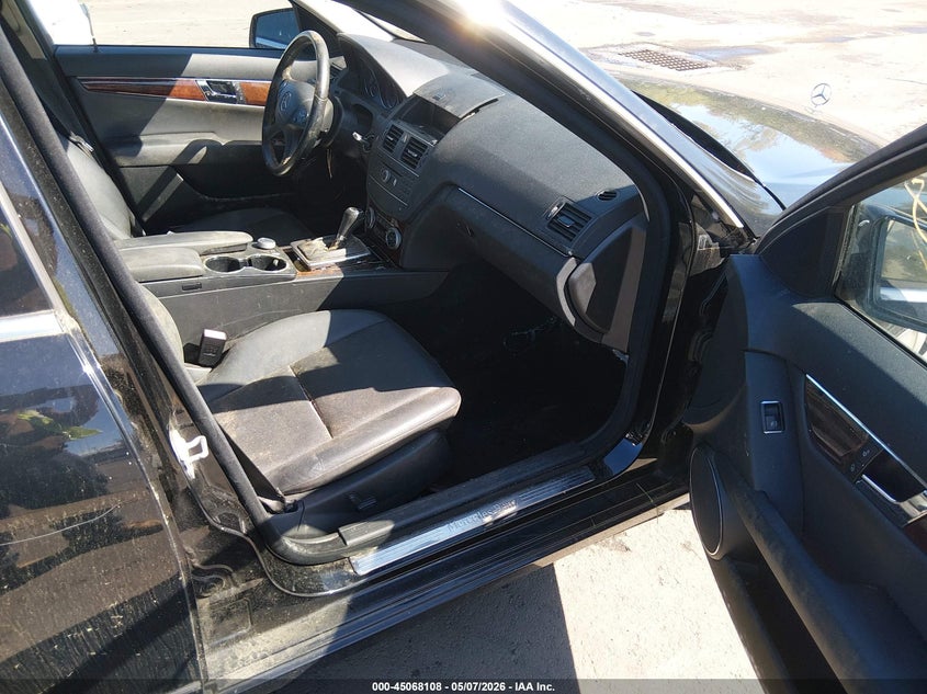 2011 Mercedes-benz C class VIN WDDGF8BB0BR148471 IAAI salvage auction — NORMAL WEAR, Bill Of Sale - Parts Only (Connecticut), sold $475 on 2026-07-09 (photo 5)