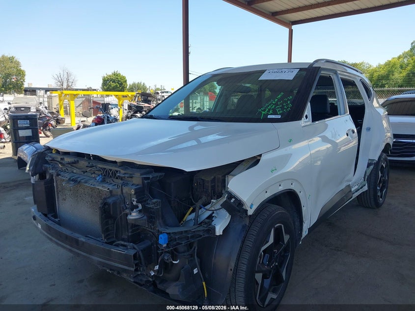 2024 Kia Seltos VIN KNDER2AA2R7617838 IAAI salvage auction — FRONT & REAR, Salvage (California), sold $6,050 on 2026-07-14 (photo 2)