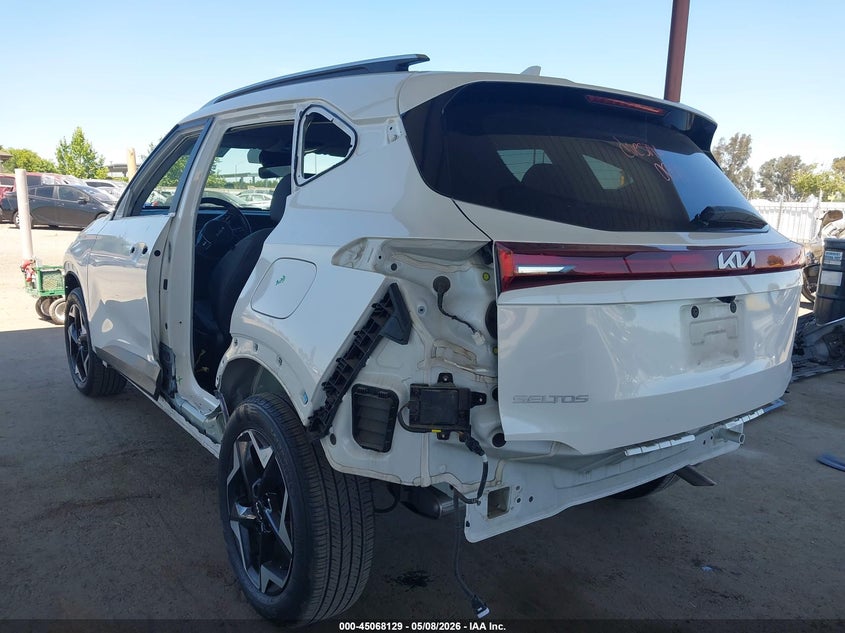 2024 Kia Seltos VIN KNDER2AA2R7617838 IAAI salvage auction — FRONT & REAR, Salvage (California), sold $6,050 on 2026-07-14 (photo 3)