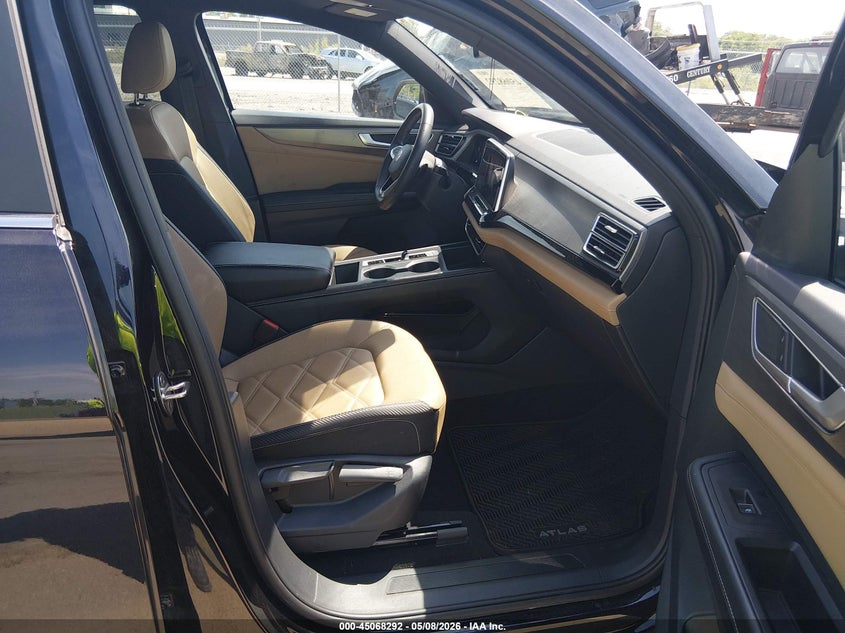 2024 Volkswagen Atlas cross sport VIN 1V2LE2CA0RC202393 IAAI salvage auction — HAIL, Salvage (Illinois), sold $11,200 on 2026-07-28 (photo 5)