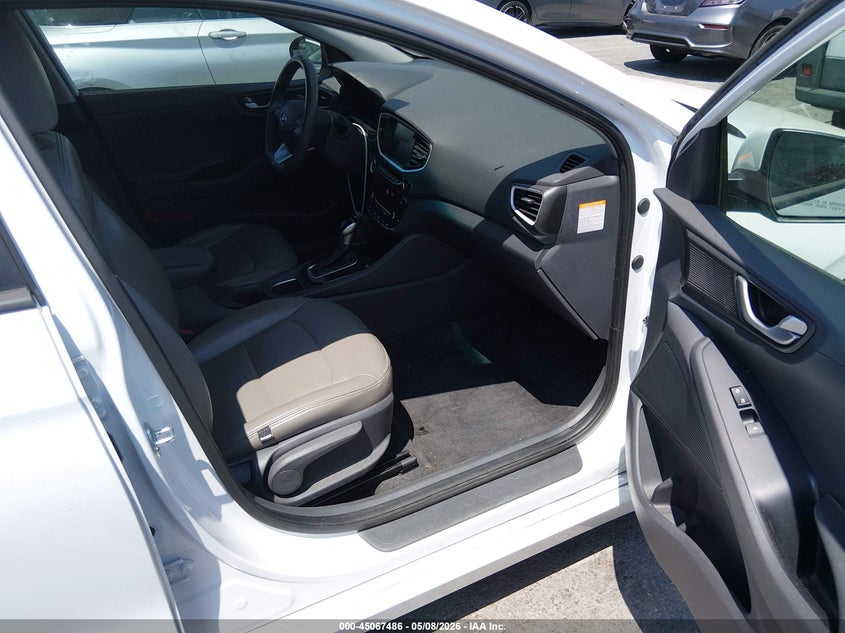 2018 Hyundai Ioniq VIN KMHC65LC3JU073657 IAAI salvage auction — REAR END, Salvage (California), sold $2,350 on 2026-07-30 (photo 5)