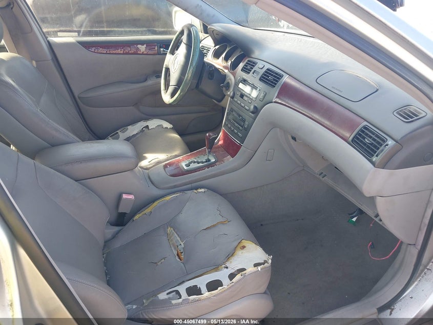 2003 Lexus Es 300 VIN JTHBF30G130147260 IAAI salvage auction — NORMAL WEAR, Clear (Alabama), sold $250 on 2026-07-07 (photo 5)