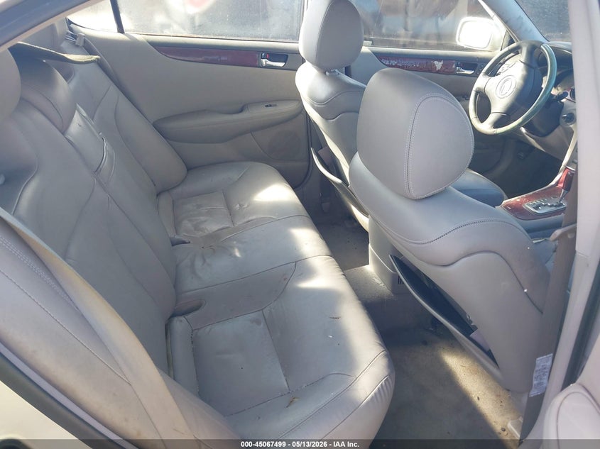 2003 Lexus Es 300 VIN JTHBF30G130147260 IAAI salvage auction — NORMAL WEAR, Clear (Alabama), sold $250 on 2026-07-07 (photo 8)