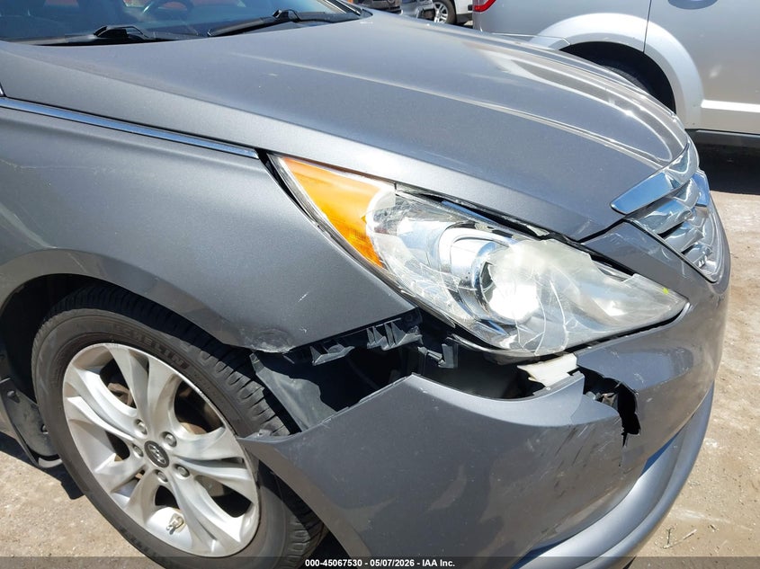 2013 Hyundai Sonata VIN 5NPEC4AC6DH583907 IAAI salvage auction — RIGHT FRONT, Salvage (Oklahoma), sold $800 on 2026-07-08 (photo 6)
