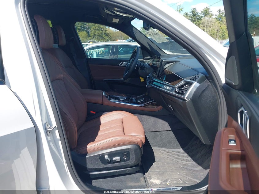 2026 BMW X7 VIN 5UX23EM03T9048873 IAAI salvage auction — REAR END, Salvage (Massachusetts), sold $42,750 on 2026-07-13 (photo 5)