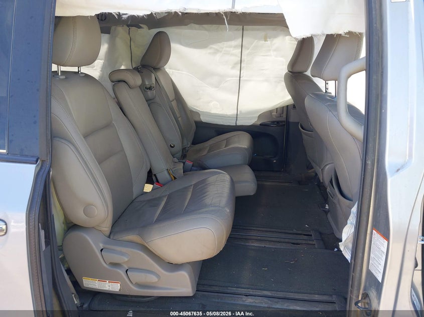 2017 Toyota Sienna VIN 5TDYZ3DC5HS809839 IAAI salvage auction — FRONT END, Salvage (Virginia), sold $1,900 on 2026-07-21 (photo 8)