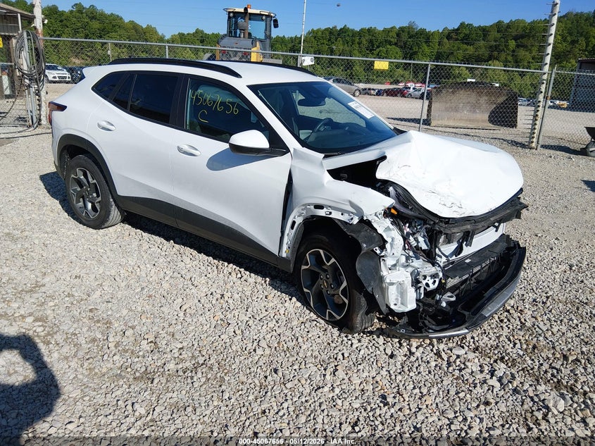 2025 Chevrolet Trax VIN KL77LHEPXSC160511 IAAI salvage auction — FRONT END, Salvage (Kentucky), sold $25 on 2026-07-28 (photo 1)