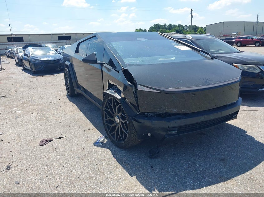 2024 Tesla Cybertruck VIN 7G2CEHED3RA024343 IAAI salvage auction — SIDE, Original (Texas), sold $31,350 on 2026-07-16 (photo 1)