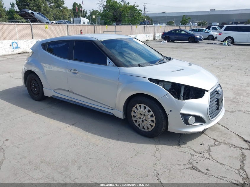 2015 Hyundai Veloster VIN KMHTC6AE8FU225880 IAAI salvage auction — ENGINE DAMAGE, Salvage (California), sold $375 on 2026-07-13 (photo 1)