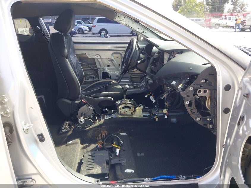 2015 Hyundai Veloster VIN KMHTC6AE8FU225880 IAAI salvage auction — ENGINE DAMAGE, Salvage (California), sold $375 on 2026-07-13 (photo 5)