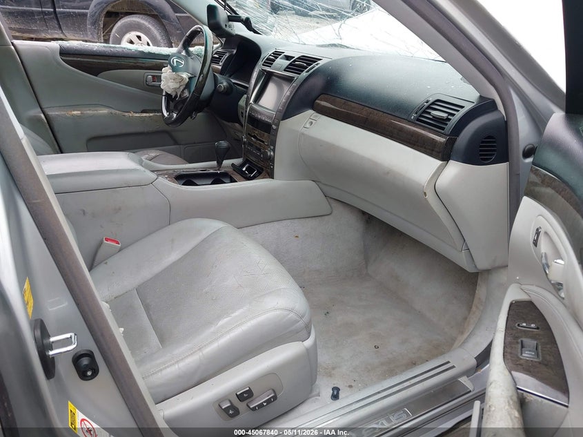 2008 Lexus Ls VIN JTHBL46F185060546 IAAI salvage auction — ROLLOVER, Salvage (North Carolina), sold $550 on 2026-07-08 (photo 5)