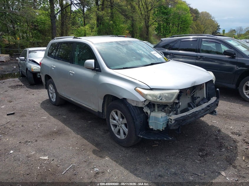 2013 Toyota Highlander VIN 5TDBK3EH2DS213148 IAAI salvage auction — FRONT END, Salvage (Idaho), sold $3,650 on 2026-07-07 (photo 1)