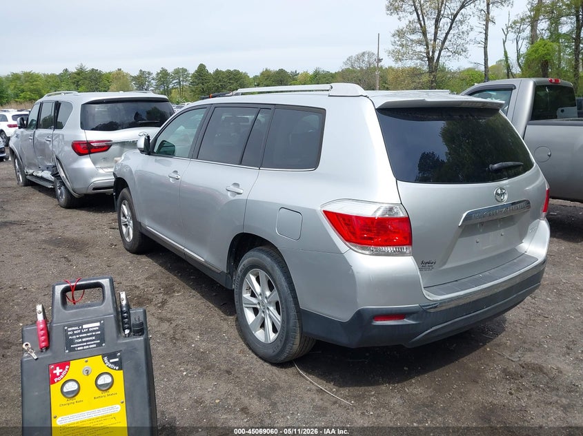 2013 Toyota Highlander VIN 5TDBK3EH2DS213148 IAAI salvage auction — FRONT END, Salvage (Idaho), sold $3,650 on 2026-07-07 (photo 3)
