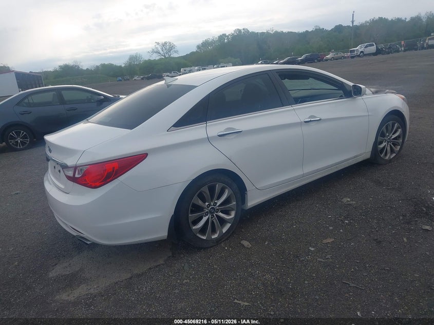 2013 Hyundai Sonata VIN 5NPEC4AC9DH574554 IAAI salvage auction — Burn Engine, Salvage - Greater Than 75% (Maryland), sold $175 on 2026-07-10 (photo 4)