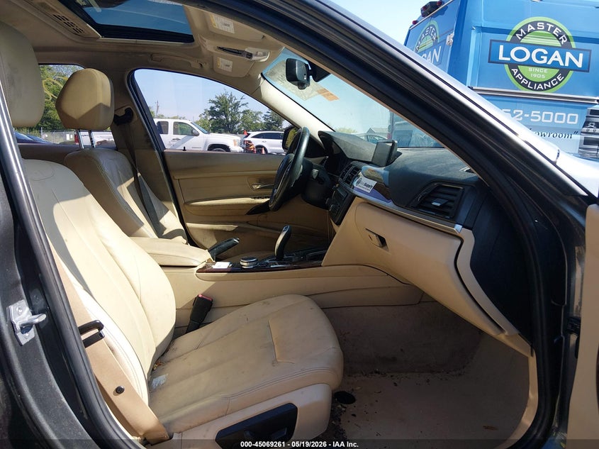 2014 BMW 3er VIN WBA3A5C51EP601153 IAAI salvage auction — FRONT END, Salvage (Ohio), sold $725 on 2026-08-04 (photo 5)