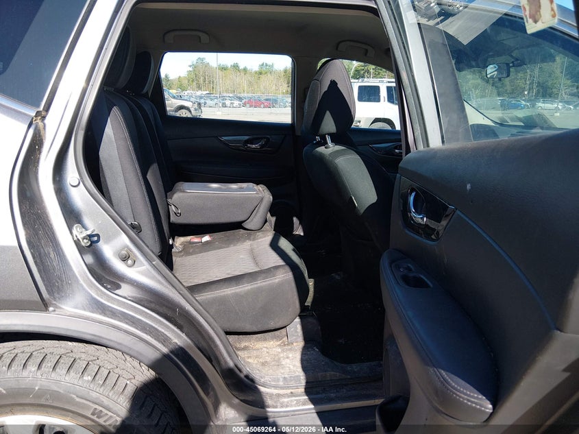 2018 Nissan Rogue VIN KNMAT2MV9JP504066 IAAI salvage auction — RIGHT FRONT, Mv-907A (New York), sold $1,750 on 2026-07-09 (photo 8)