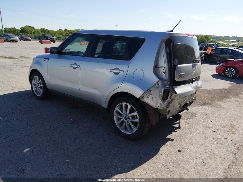 2019 Kia Soul VIN KNDJP3A56K7648125 IAAI salvage auction — REAR END, Salvage (Missouri), sold $2,450 on 2026-07-09 (photo 3)