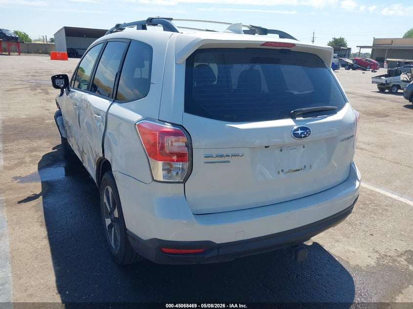 2018 Subaru Forester VIN JF2SJABC7JH482666 IAAI salvage auction — LEFT SIDE, Salvage (California), sold $1,100 on 2026-07-29 (photo 3)