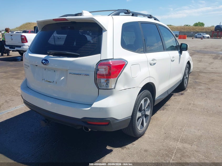 2018 Subaru Forester VIN JF2SJABC7JH482666 IAAI salvage auction — LEFT SIDE, Salvage (California), sold $1,100 on 2026-07-29 (photo 4)