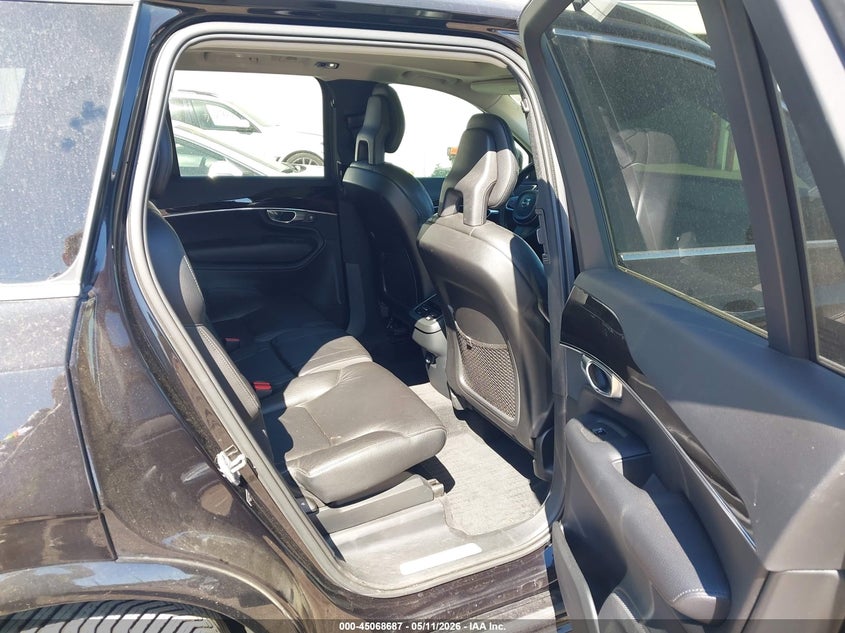 2018 Volvo Xc90 VIN YV4A22PK9J1211465 IAAI salvage auction — WATER/FLOOD, Salvage (Illinois), sold $6,200 on 2026-07-29 (photo 8)