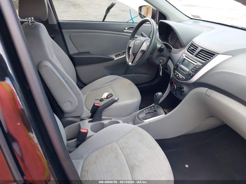 2017 Hyundai Accent VIN KMHCT4AE1HU352011 IAAI salvage auction — RIGHT FRONT, Rebuildable (Florida), sold $300 on 2026-07-06 (photo 5)
