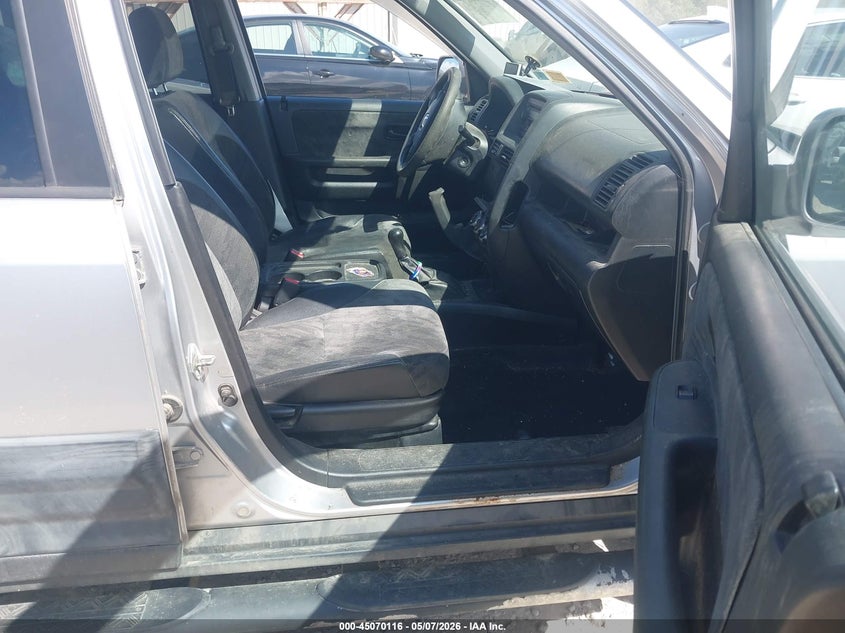 2002 Honda Cr-v VIN JHLRD77812C025235 IAAI salvage auction — LEFT REAR, Salvage (Ohio), sold $750 on 2026-07-08 (photo 5)