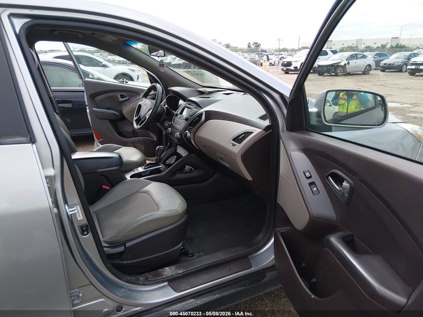 2015 Hyundai Tucson VIN KM8JT3AF6FU026020 IAAI salvage auction — LEFT FRONT, Salvage (Texas), sold $2,000 on 2026-07-24 (photo 5)