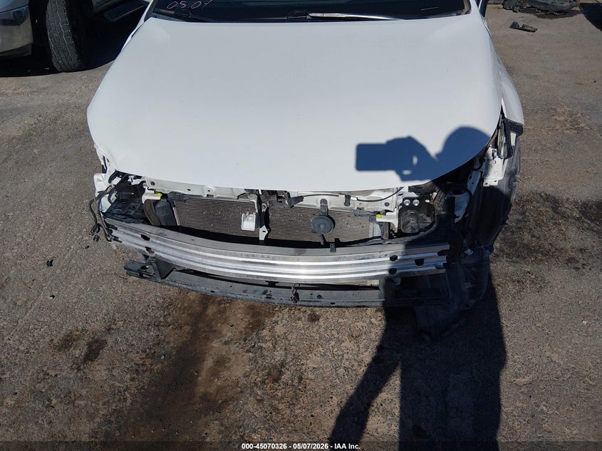 2020 Toyota Corolla VIN 5YFS4RCE7LP032043 IAAI salvage auction — FRONT END, Original (Texas), sold $3,950 on 2026-07-22 (photo 6)