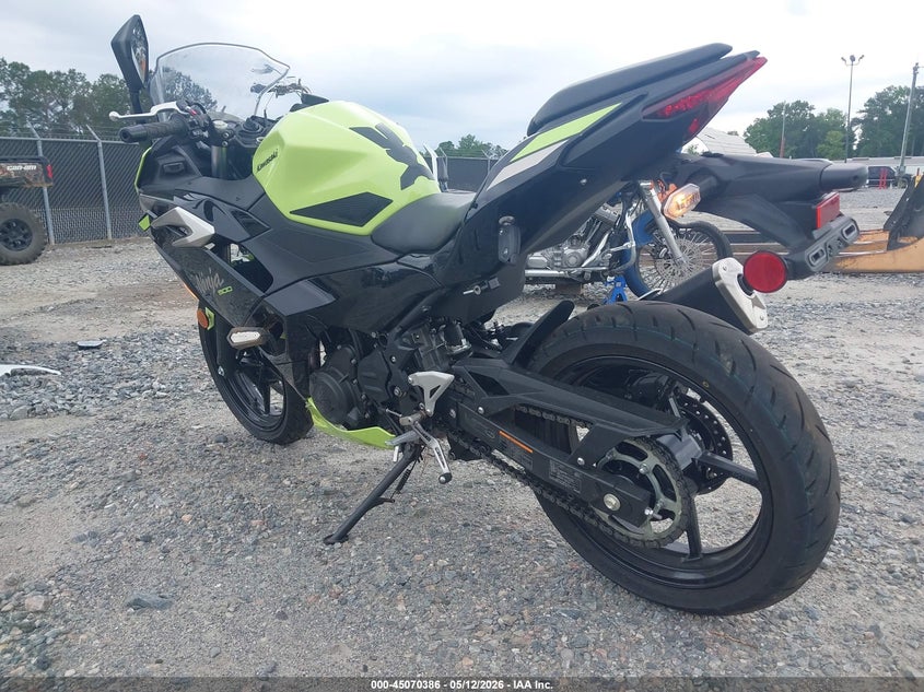 2026 Kawasaki Ninja VIN ML5EXGJ10TDA80668 IAAI salvage auction — RIGHT SIDE, Salvage (Georgia), sold $1,200 on 2026-07-28 (photo 3)